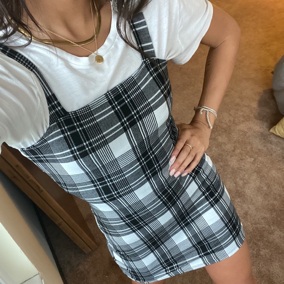 Divided - H&M - dress size EUR 40 - Picture 2 of 2